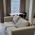 Modern 1 Bed Apartment-central Leeds, Near Arena *