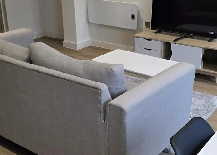 Modern 1 Bed Apartment-central Leeds, Near Arena Апартаменти *