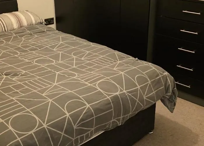 Apartment Modern 1 Bed Apartment-central Leeds, Near Arena *